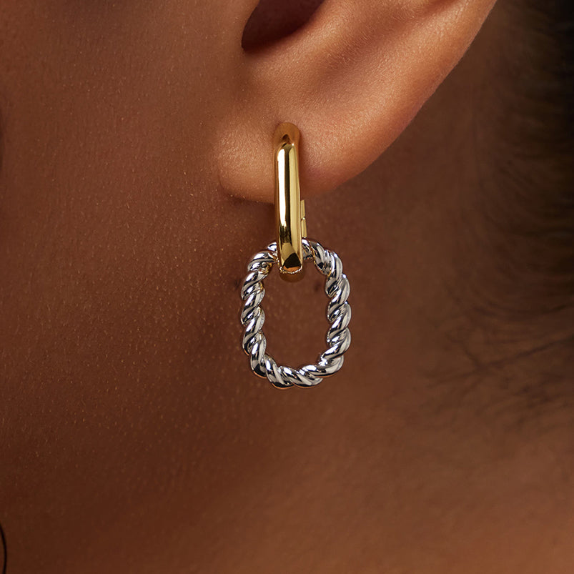 Double U Shaped Hoop