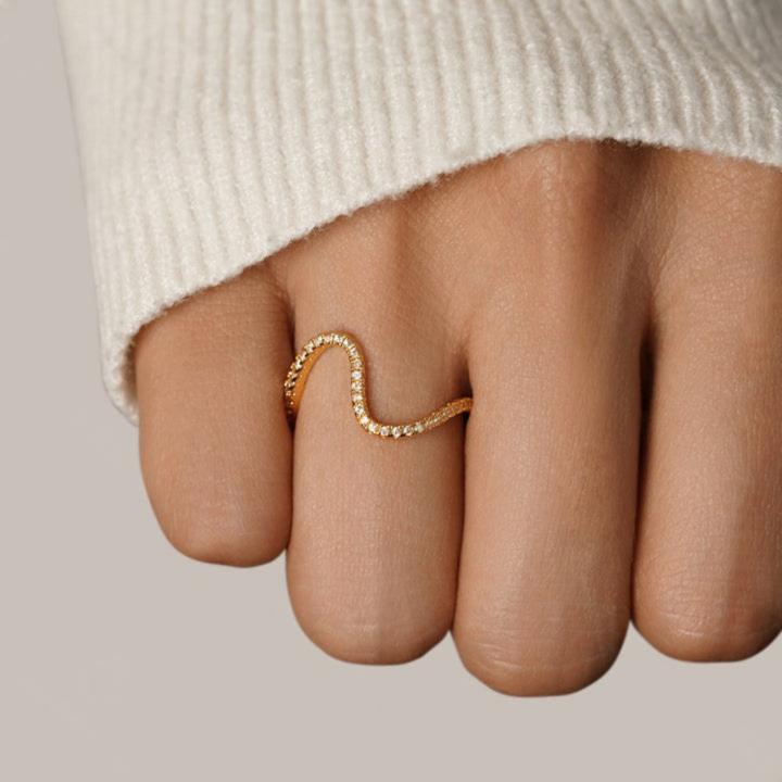 Curve Crystal